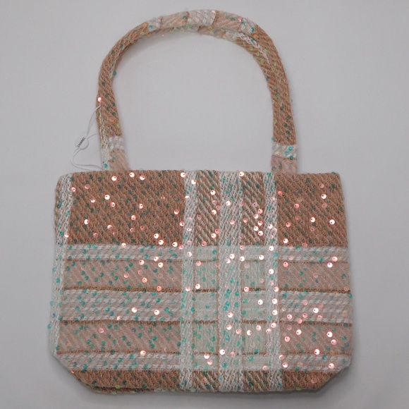 Chanel Beauté Pink and White Plaid Sequin Tote - VIP Gift - Picture 5 of 7